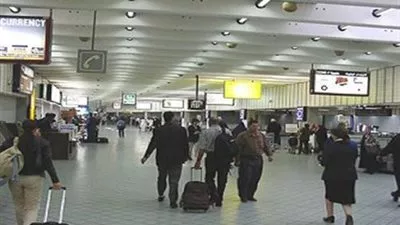 الإحصاء: 10.3% تراجعا في عدد المصريين المهاجرين للخارج خلال 2016