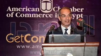 «طلعت»: 16% نموًا بقطاع الاتصالات .. ونستهدف التحول إلى الاقتصاد الرقمى 