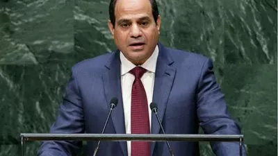 السيسي يحث بريطانيا ودول حلف الاطلسي على بذل مزيد من الجهد في ليبيا