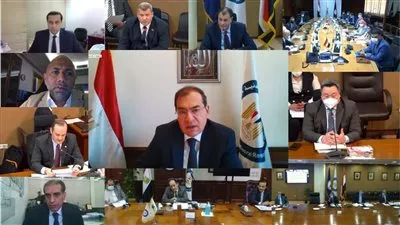 مليار دولار استثمارات جديدة لحقول بترول خالدة وقارون في الصحراء الغربية