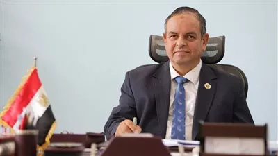الشحات غتورى رئيسًا لمصلحة الجمارك من أول مايو
