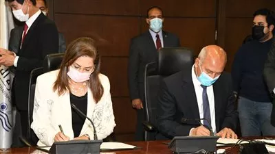 توقيع مذكرة تفاهم لتوطين صناعة المترو وقطارات الجر الكهربائي في مصر
