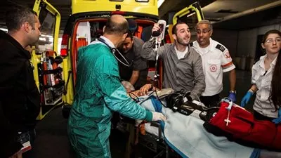 إصابة 9 إسرائيليين بينهم 3 حالتهم خطيرة في إطلاق نار بتل أبيب