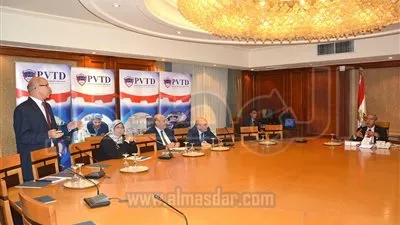 وزير التجارة والصناعة يصدر قراراً بتشكيل المجلس الأعلي للشراكات القطاعية 