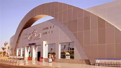 مطار شرم الشيخ إستقبل أمس 3270 سائحاً وودع 2908 آخرين