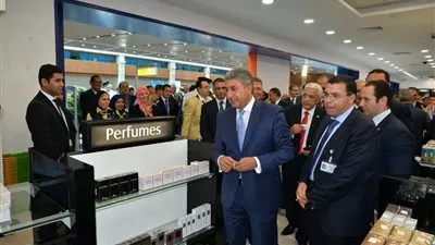 افتتاح فرع مصرللطيران للأسواق الحرة بمبنى الركاب الجديد (صور)