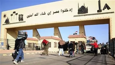 عودة 344 مصريا من ليبيا عبر منفذ السلوم 