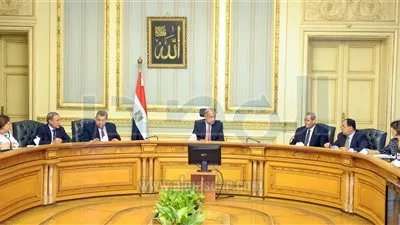 رئيس الوزراء يوجه بالتوسع في مدارس النيل: نموذج تعليمي متميز