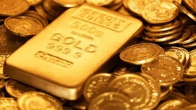 الذهب يرتفع من أدنى مستوى في 5 سنوات مع إلتقاط الدولار أنفاسه