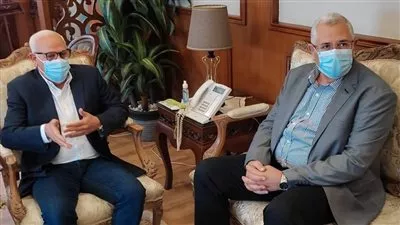 القصير يتفقد عددا من المشروعات الزراعية في بورسعيد