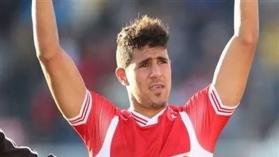 الأهلي يتعاقد مع الجزائري بغداد بونجاح