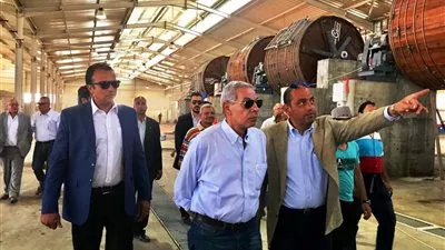وزير التجارة يتفقد موقع مدينة الجلود الجديدة بالروبيكي (صور)