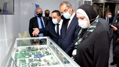 تدشين خطوط إنتاج أول منتج عربي من التابلت واللاب توب