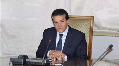وزير التعليم العالي يبحث إنشاء فرع لجامعة ليفربول بالعاصمة الإدارية الجديدة