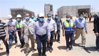 وزير النقل: انطلاق التشغيل التجريبي للقطار الكهربائي في أغسطس
