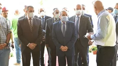 وزير الإنتاج الحربي يتفقد مبنى الوزارة في العاصمة الإدارية الجديدة