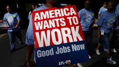 طلبات إعانة البطالة الأمريكية تسجل ارتفاعاً طفيفاً الأسبوع الماضي