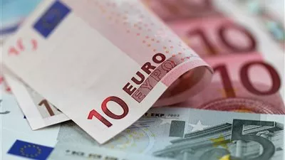 تراجع اليورو بفعل بيانات ألمانية ضعيفة