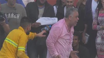 رامز جلال لنقيب الممثلين وزوجته: 