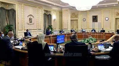 رئيس الوزراء: تطبيق قرارات مواجهة «كورونا» بمنتهى الحسم 