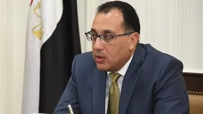 تخصيص عدة قطع أراضٍ لإقامة مشروعات خدمية بالمحافظات