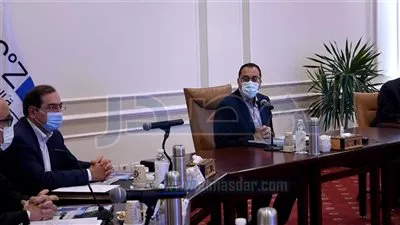 مدبولي: اجتماع كل 3 أشهر لمتابعة مشروعات المنطقة الاقتصادية لقناة السويس