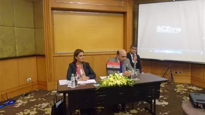 نصر ومميش يصلان إلى العاصمة الفيتنامية في جولة ترويجية للاستثمار