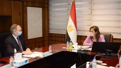 وزيرة التخطيط تبحث التعاون مع سفير الاتحاد الأوروبي في مصر