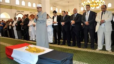 وزير الداخلية يتقدم الجنازة العسكرية لشهيد الواجب النقيب محمد أنور جمعة