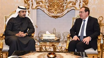 وزير البترول يلتقي نظيريه البحريني والإيفواري لبحث التعاون المشترك