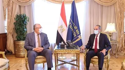 طلعت والقصير يتابعان مشروعات التحول الرقمي في قطاع الزراعة