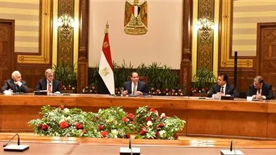 السيسي يستقبل مجلس أمناء الجامعة الأمريكية لمرور 100 عام على إنشائها