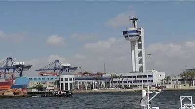 غلق بوغاز مينائي الإسكندرية والدخيلة لسوء الأحوال الجوية