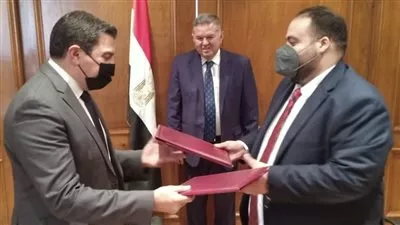 توقيع مذكرة تفاهم بين «التجارية للأخشاب» وغرفة صناعة الأثاث