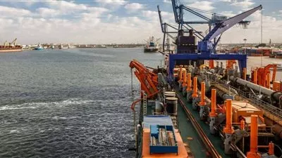 فتح بوغاز مينائي الإسكندرية والدخيلة بعد تحسن الأحوال الجومائية