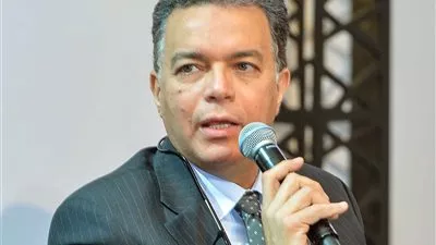 وزير النقل: تحويل «الدولي الساحلي» إلى طريق حر