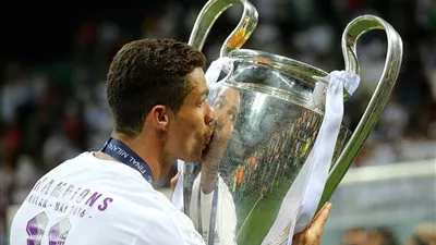 رونالدو يواصل تحطيم الأرقام القياسية في يورو 2016