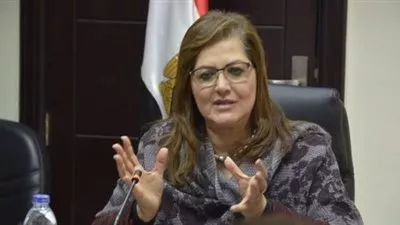 مجلس الوزراء: 4,2% معدل النمو خلال العام المالى 2016/2017