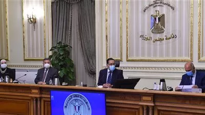 مدبولى يتابع تطوير منظومة النقل البحري وسبل تسهيل حركة التجارة مع أفريقيا