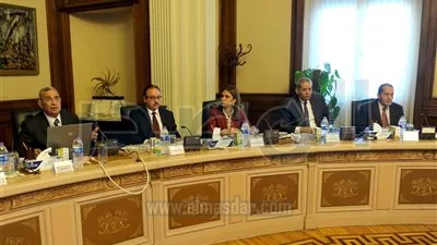 مجلس الوزراء يوافق على زيادة قيمة الإسناد لحفر الآبار بمنخفض القطارة