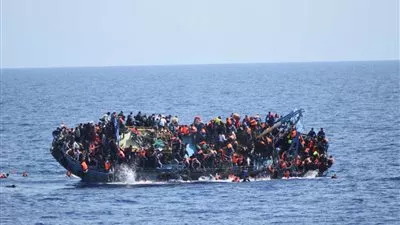 البحرية الإيطالية تنقذ 2000 لاجئ في البحر المتوسط