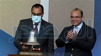 رئيس الوزراء يدشن خطة تطوير بورصة الشركات الصغيرة والمتوسطة