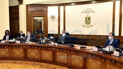 مجلس الوزراء يوافق على التعاقد مع تحالف 3 شركات لتنفيذ «القطار الكهربائي»