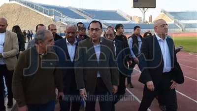 رئيس الوزراء يتابع أعمال تطوير استاد السويس لاستضافة «أمم أفريقيا 2019»
