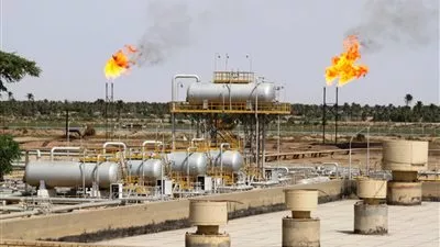 السعودية تخفض سعر خام النفط الخفيف بأقل من المتوقع