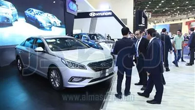 هيونداي تستعرض سيارة 