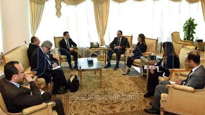 «مدبولي» يبحث مع وزير الاستثمار الرومانى زيادة حجم التجارة المتبادلة