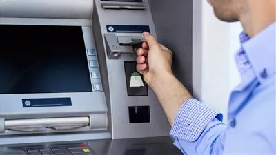 الحكومة تحسم 250 شكوى من المتعاملين مع ماكينات الصراف الآلي