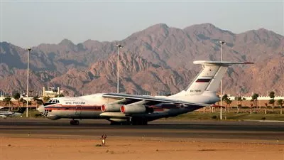 وزير النقل الروسي يعلن شروط استئناف الرحلات الجوية إلى مصر