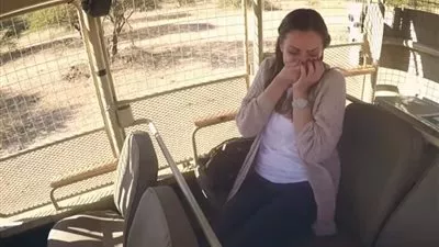 شاهد: صراخ ريم البارودي لحظة هجوم أسود 